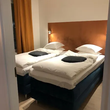 2 Rooms, In Front Of The Sea, Free Parking Apartmán *
