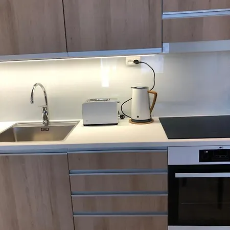 Apartamento 2 Rooms, In Front Of The Sea, Free Parking